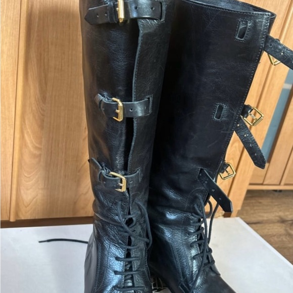 BURBERRY LEATHER BOOTS - Picture 4 of 4